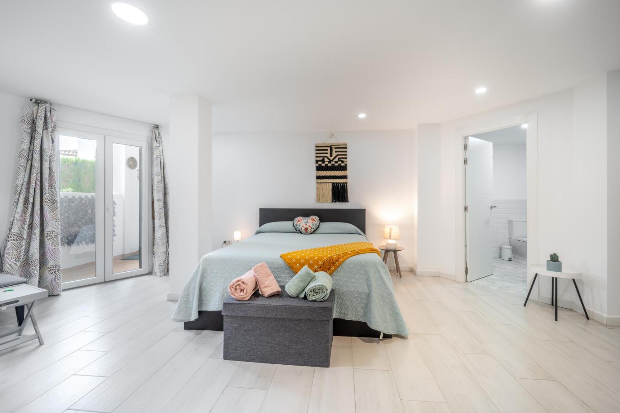 A Terrace With Sea View, 2 Bedrooms Apartment In Benalmádena Exteriér fotografie